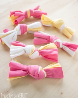 DIY T-shirt Cat Toy (SO EASY!)